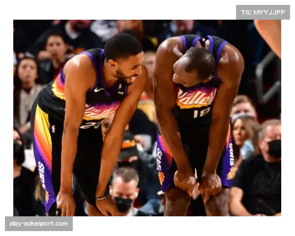 菲尼克斯水星末节崩盘，负于印第安纳狂热